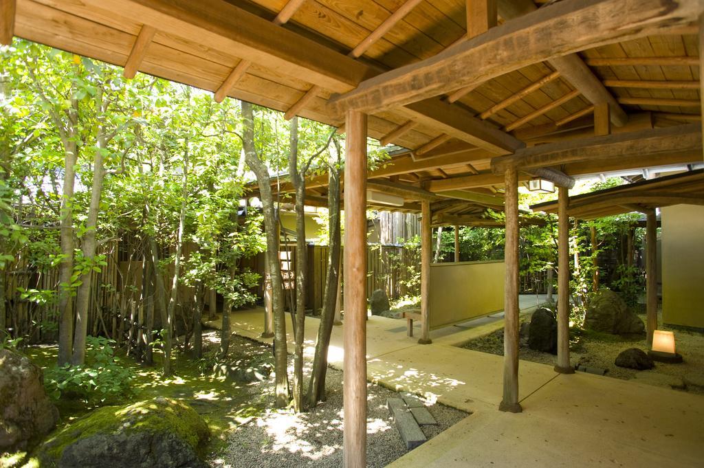Отель Ryotei Tanokura Юфу Экстерьер фото