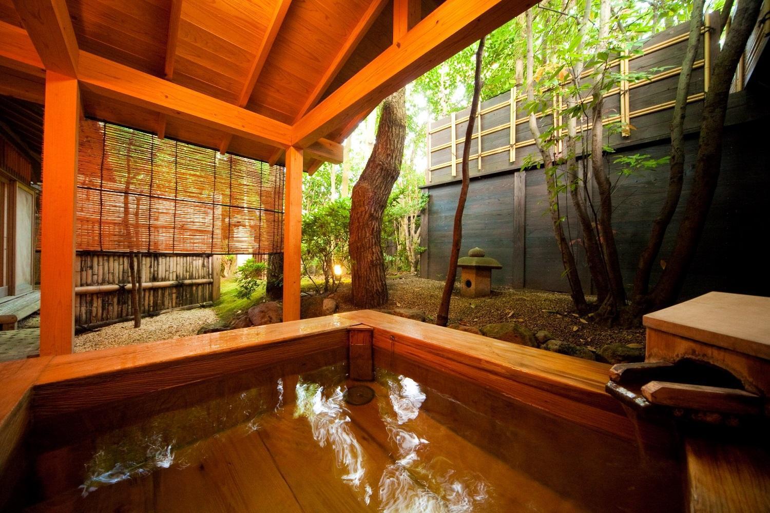 Отель Ryotei Tanokura Юфу Экстерьер фото