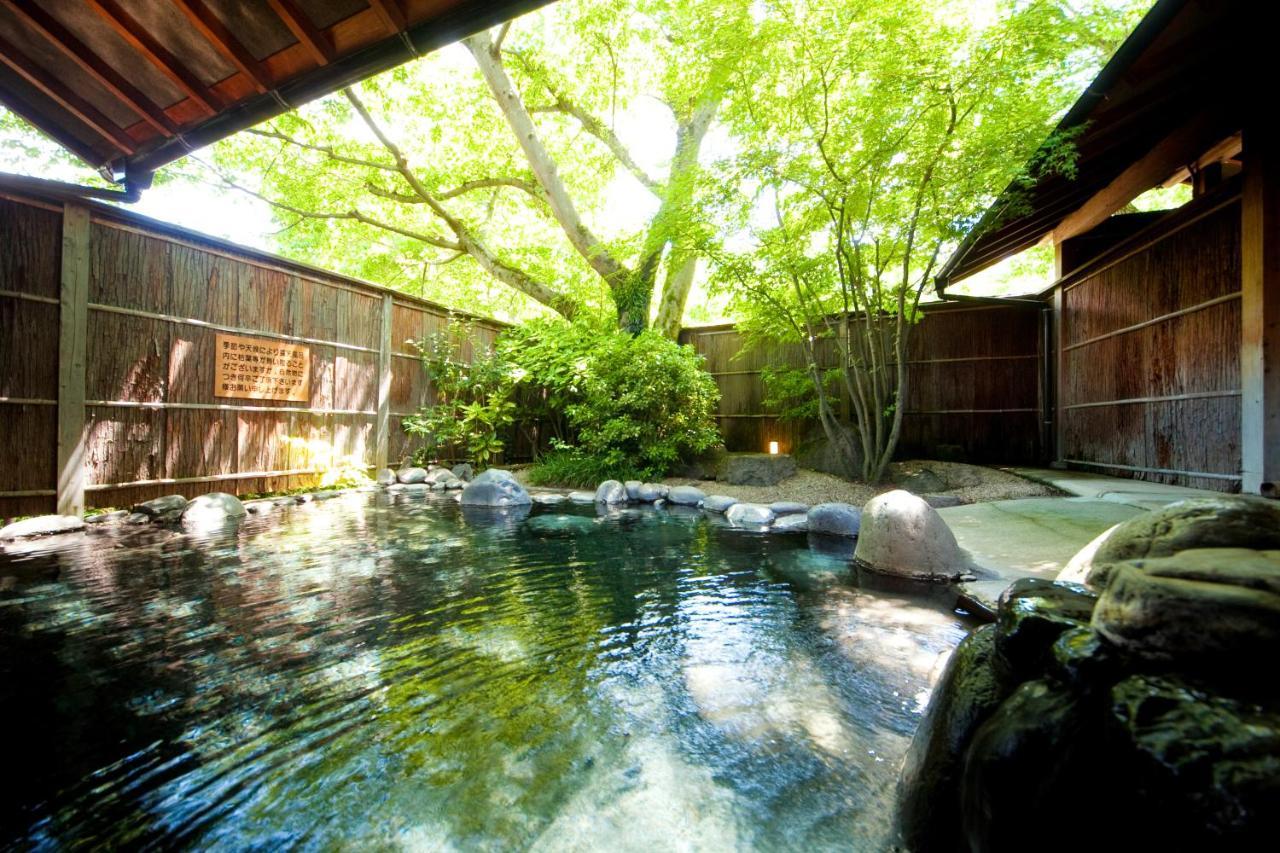 Отель Ryotei Tanokura Юфу Экстерьер фото